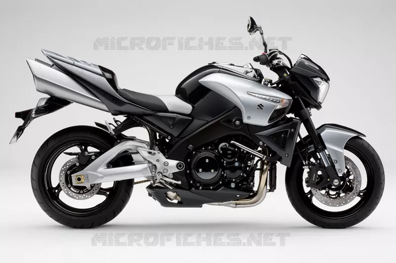 * PHOTOGRAPHIE DE COULEUR GSX1300BKK8 * Suzuki MOTO 1300 B-KING 2010  GSX1300BKAU2K8(E2)