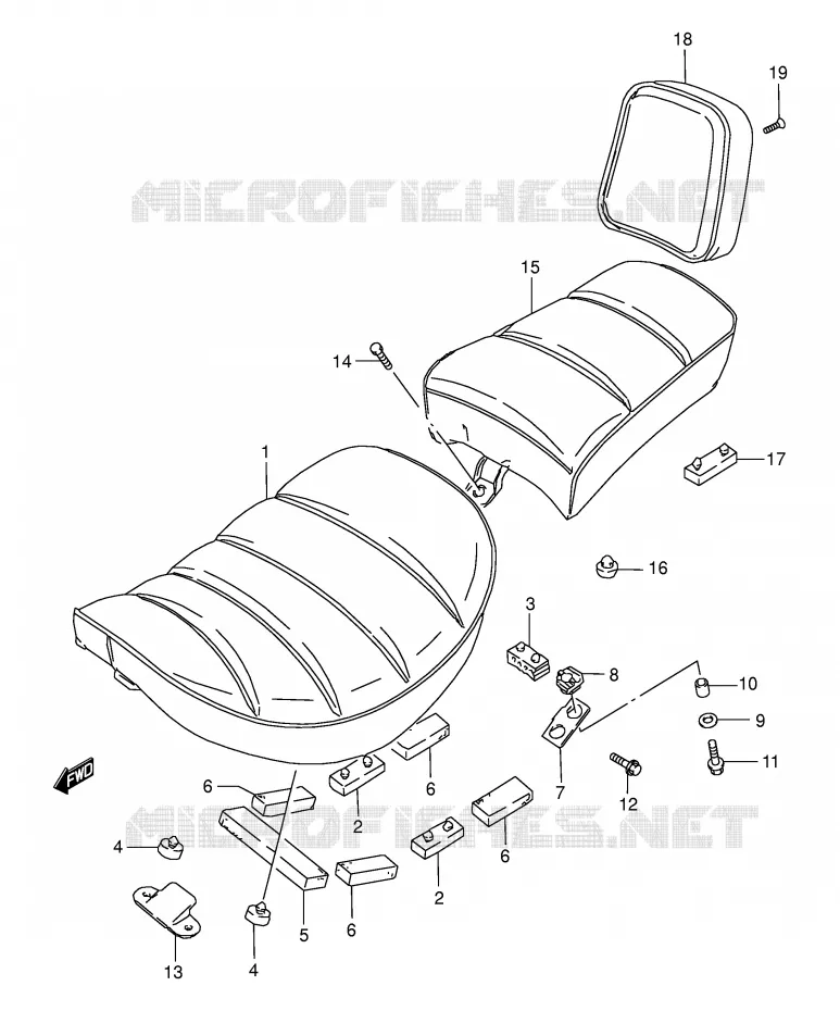 SEAT (MODELE K2/K3/K4) Suzuki MOTO 650 BOULEVARD 2004  LS650PK4(E3/E28)
