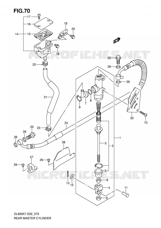 ACHTER hoofdremcilinder (DL650K7/K8/K9/L0/UEL0) Suzuki MOTO 650 V-STROM 2007  DL650AK7(E2)
