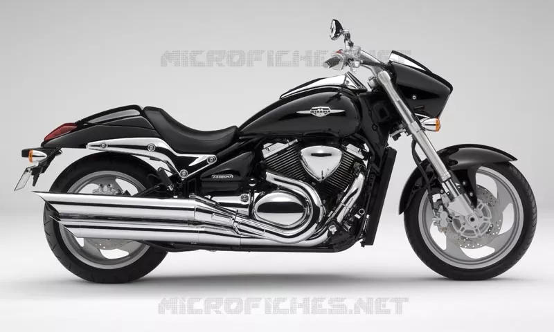 * PHOTOGRAPHIE DE COULEUR VZ1500K9 * Suzuki MOTO 1500 BOULEVARD 2010  VZ1500L0(E3/E28)